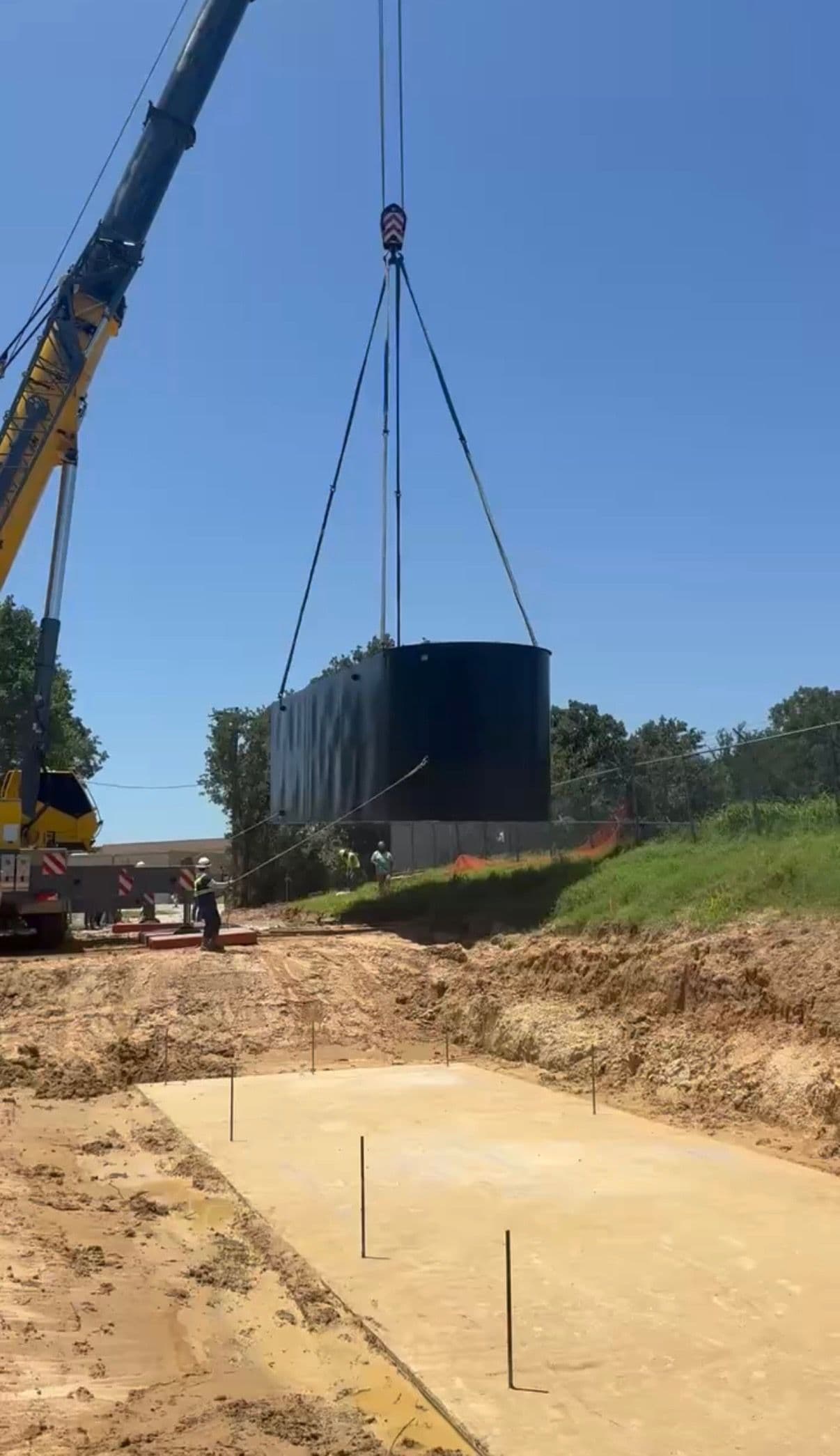 Massive Tank Installation at Brock ISD Plant image